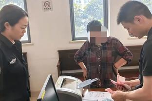 6400万欧签了名意大利大厨？托纳利出镜纽卡短片，与队友摊煎饼